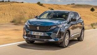 L'Auto-Journal évasion & SUV 106 LE 3008 BOUSCULÉ