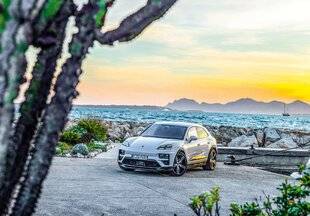 L'Auto-Journal évasion & SUV 109 ÉLECTROCHOC