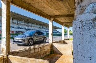 L'Auto-Journal évasion & SUV 113 TOUJOURS AUSSI ÉLITISTE