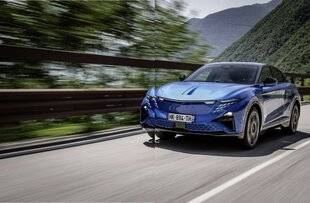 L'Auto-Journal évasion & SUV 117 LA QUADRATURE DU CERCLE
