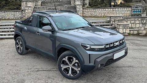 L'Auto-Journal évasion & SUV 118 DACIA DUSTER PICK-UPVIENT EN FRANCE