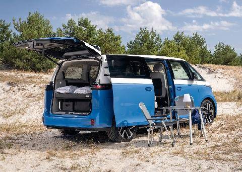 L'Auto-Journal évasion & SUV 118 UN VAN ÉLECTRIQUE NOVATEUR