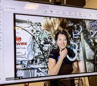 Science & Vie Découvertes 331 ÉCOLE DANS LE CIEL