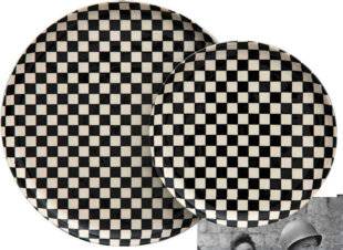 Biba 527 ON OSE LE DAMIER DANS SON SALON