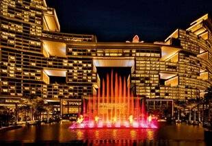 Biba Poche 530 J'ai passé 3 nuits dans l'hôtel le plus luxueux de Dubaï