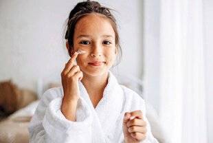 Biba Poche 540 Ma fille de 8 ans veut une routine skincare…
