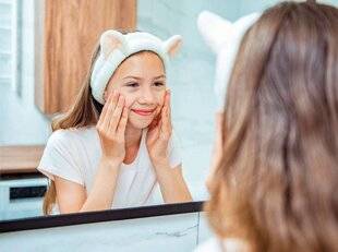 Biba Poche 541 Vrai/faux sur l'acné