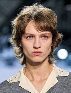 Biba 542 Shaggy bob ou strong bob ?