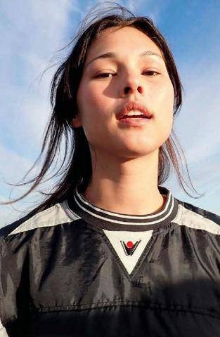 Biba Poche 549 4 ARTISTES « EN DEVENIR » SUR QUI ON PARIE