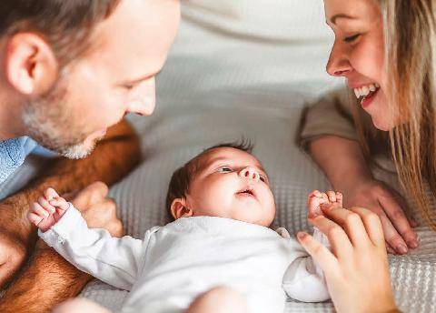 Biba 551 C’EST BIEN, ÇA ! Tout savoir sur le congé supplémentaire de naissance
