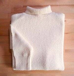 Modes & Travaux 1479 JE CUSTOMISE MON PULL AVEC DES COUDIÈRES CŒUR