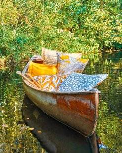 Modes & Travaux 1485 25. Sur un lit de fleurs