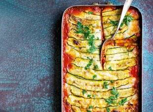 Modes & Travaux 1485 Lasagnes de courgettes AU RAGOÛT DE VIANDE ET DE POIVRONS