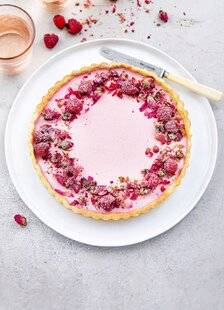 Modes & Travaux 1494 TARTE PANNA COTTA aux framboises et à la rose