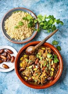Modes & Travaux 1495 TAJINE D'AGNEAU aux dattes et aux amandes