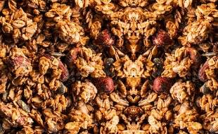 Modes & Travaux 1498 UN GRANOLA BIO ET BON