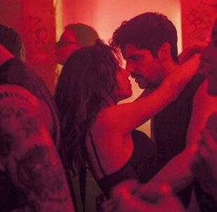 Modes & Travaux 1501 LOS AÑOS NUEVOS