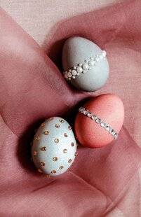 Modes & Travaux 1505 Les œufs précieux