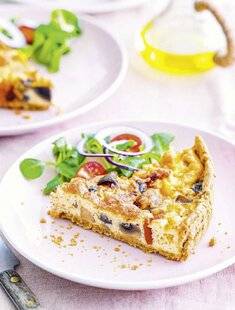 Modes & Travaux 1507 QUICHE COMPLÈTE aux champignons & aux tomates séchées
