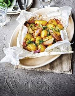 Marmiton 79 Papillote de rattes et d'oignon doux au paprika