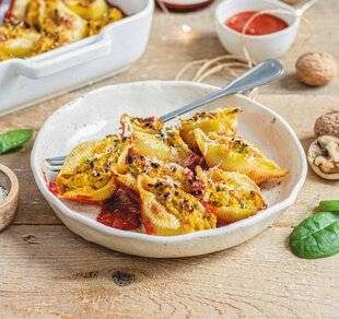 Marmiton 80 Conchiglionis farcis à la brouillade d'œuf et aux noix