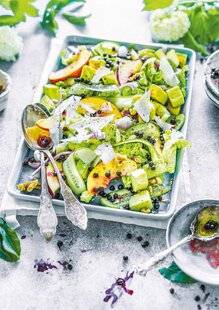 Marmiton 84 Salade folle, vinaigrette aux baies de sureau