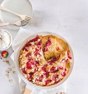 Marmiton 84 Gâteau crousti-fondant à l'amande et aux fraises