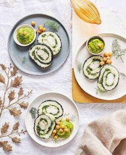 Marmiton 86 Futomaki de cabillaud au pesto d'algues et crème avocat pois chiche