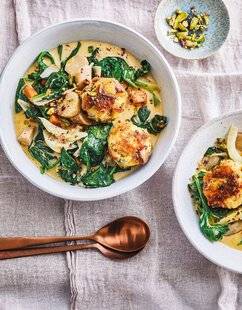 Marmiton 88 Crispies de poulet et légumes en nage crémeuse