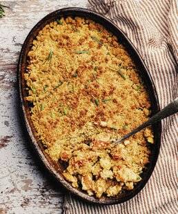 Marmiton 89 Crumble de poulet, tomate cerise et roquefort
