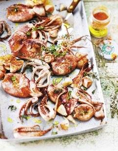 Marmiton 89 Calamars grillés à l'ail, au thym et au piment d'Espelette