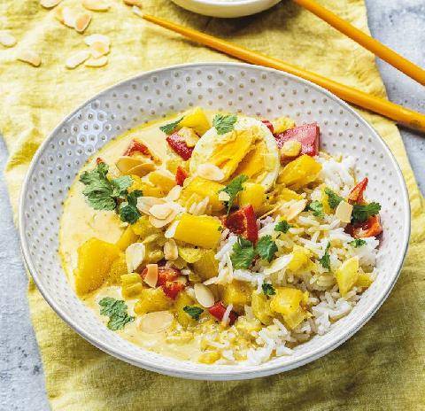 Marmiton 91 Curry doux à la mangue, aux œufs et aux amandes grillées