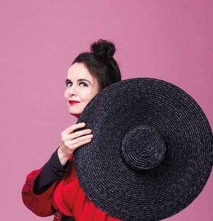 Marie France 332 AMÉLIE NOTHOMB