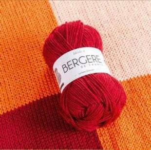 Marie France 337 BERGÈRE DE FRANCE, LE RETOUR