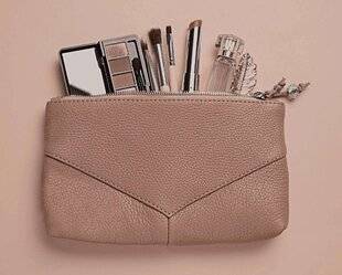 Marie France 337 Mocha mousse, LA COULEUR DE L'ANNÉE