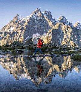 Marie France 339 LE MASSIF DES ÉCRINS VU D'EN HAUT