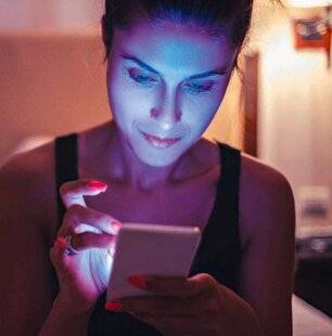 Marie France 343 LUMIÈRE BLEUE, AMIE OU ENNEMIE ?