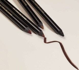 Marie France 344 OUI À L'EYE-LINERAPRÈS 50 ANS !