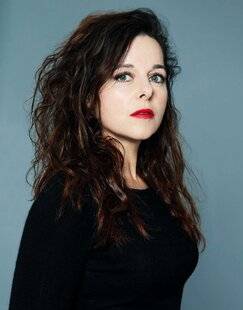 Marie France 346 LAURE CALAMY