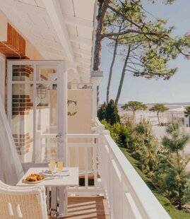 Marie France 347 UNE VILLA HORS DU TEMPS AU FERRET
