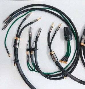 Hors-Série 57 ATLAS MAVROS ULTRA L & TRANSPOSE SPEAKER GOLD 2-2