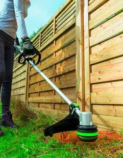 L'Ami des Jardins 1104 UN COUPE-BORDURE SUPER SIMPLE