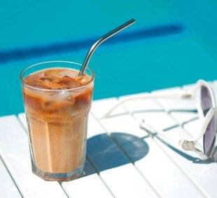 L'Ami des Jardins 1177 Café frappé à la grecque