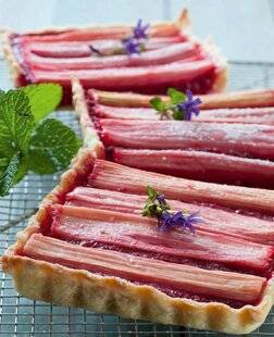 L'Ami des Jardins 1185 Tarte à la rhubarbe et à la framboise