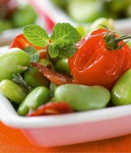 L'Ami des Jardins 1186 Fèves au chorizo à la menthe