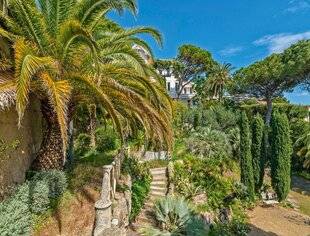 L'Ami des Jardins 1187 LE JARDIN DE LA VILLA SANTA LUCIA