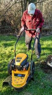 Le Chasseur Français 1468 Débroussailleuse thermique sur roues