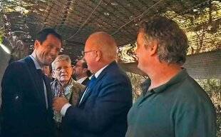 Le Chasseur Français 1547 Le ministre délégué à l'Écologie en visite dans une palombière