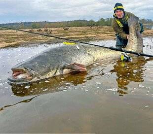 Le Chasseur Français 1550 L'amoureux des silures