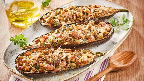 Le Chasseur Français 1554 Aubergines farcies au comté et aux lardons